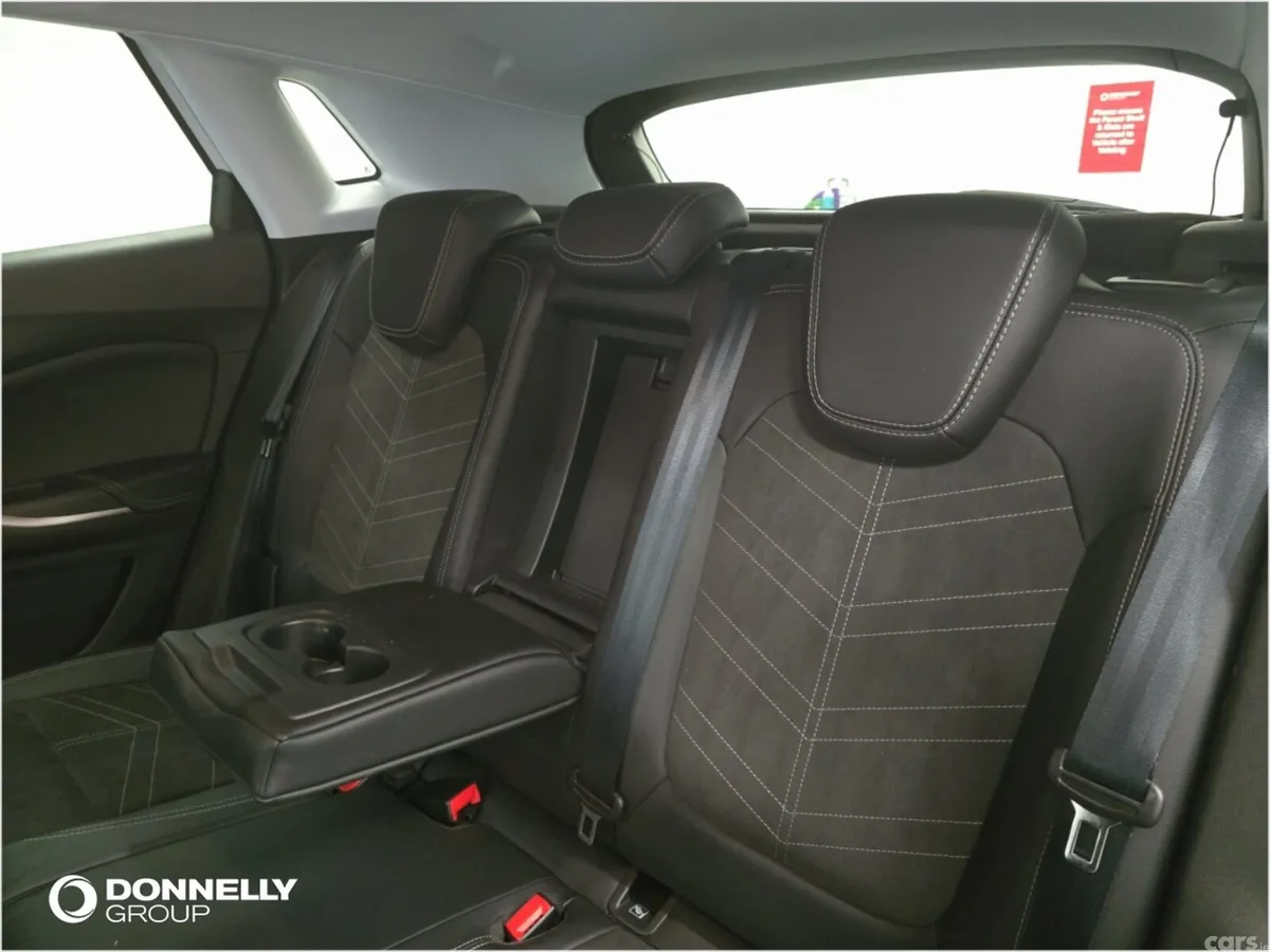 Vauxhall Grandland Hatchback, Diesel, 2023, White