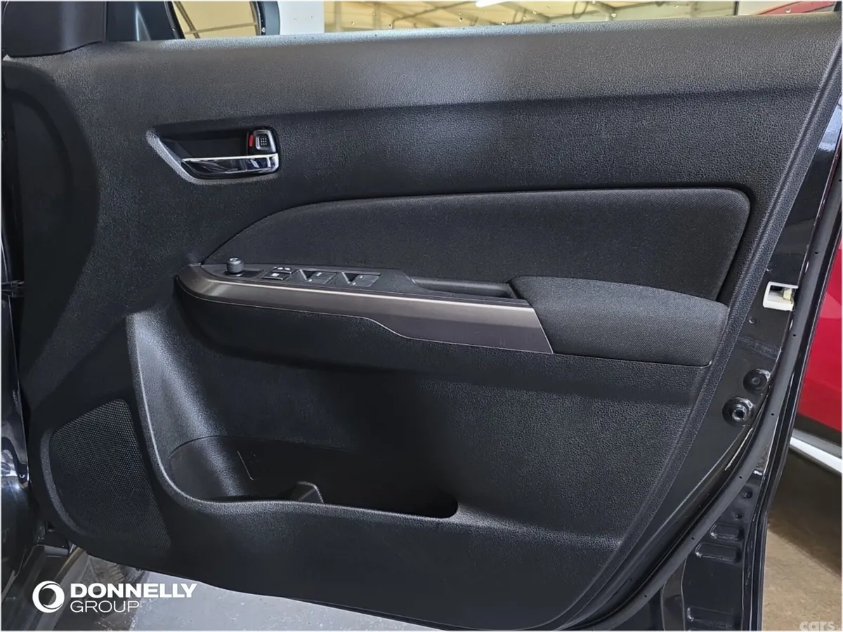 Suzuki Vitara Estate, Petrol, 2024, Black