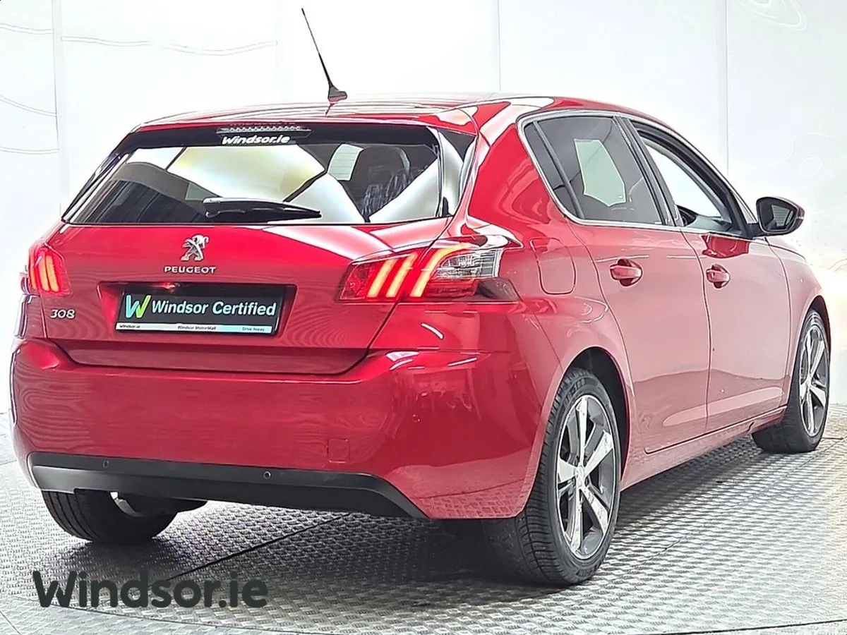 Peugeot 308 Hatchback, Diesel, 2019, Red