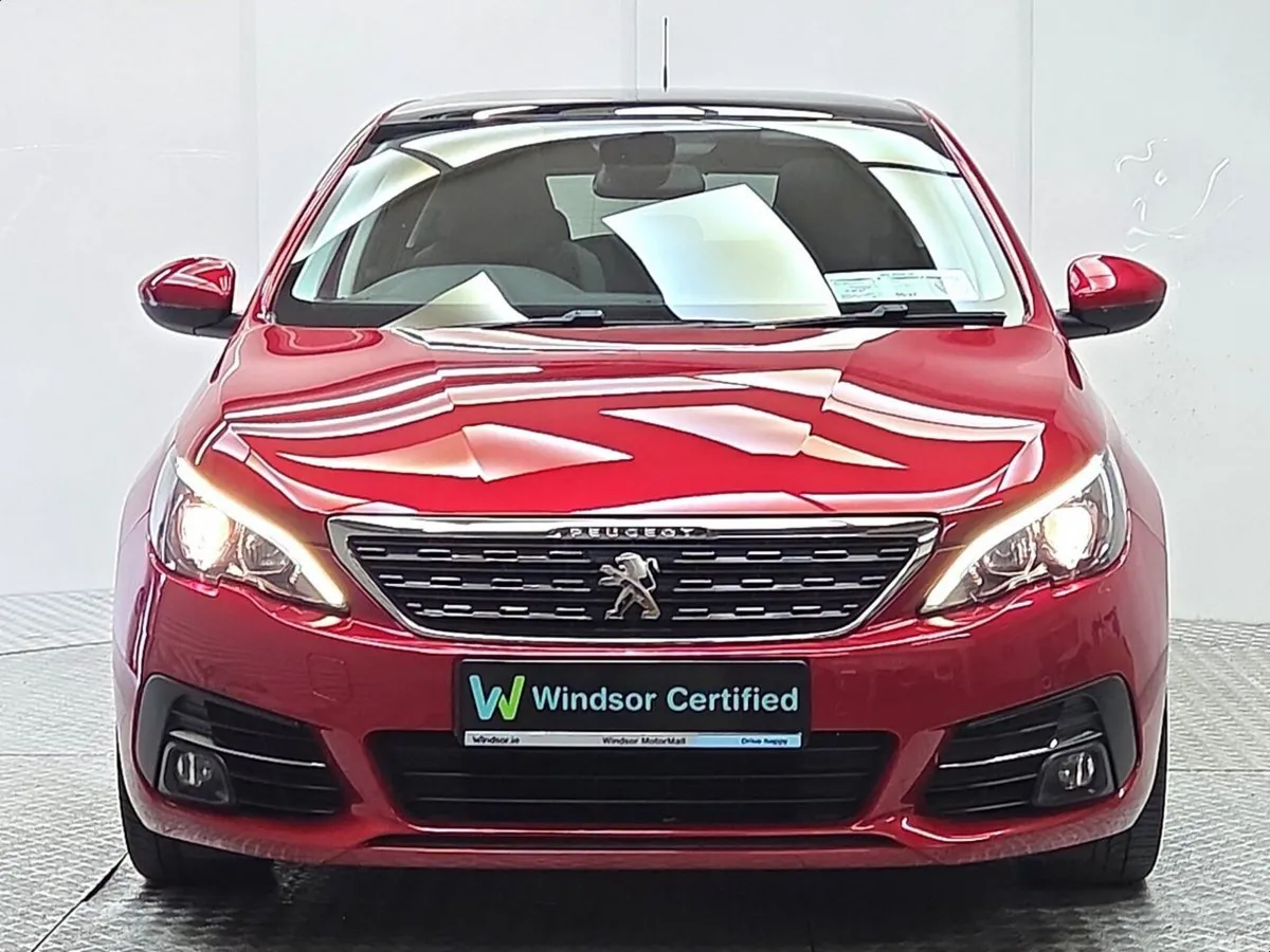 Peugeot 308 Hatchback, Diesel, 2019, Red