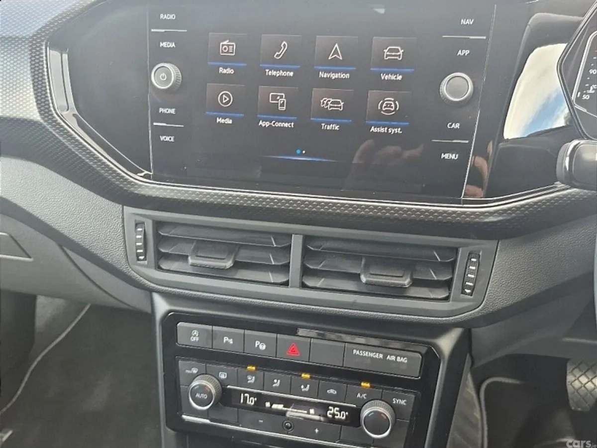 Volkswagen T-Cross Hatchback, Petrol, 2021, Blue