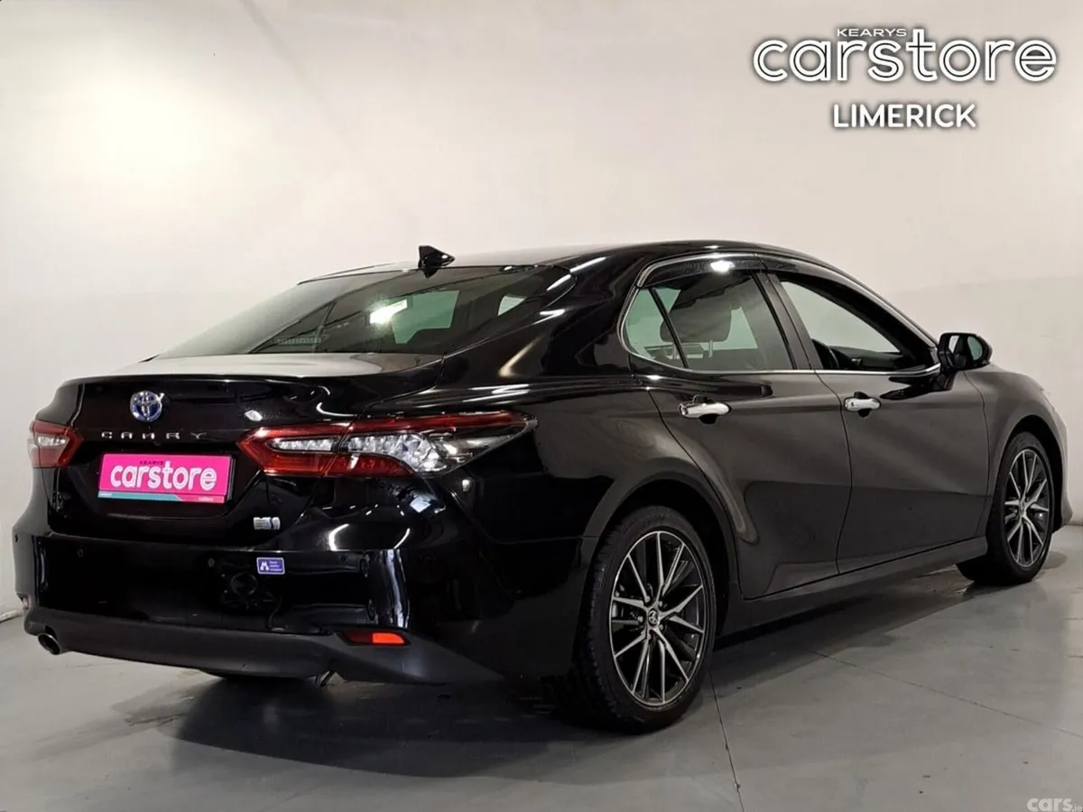 Toyota Camry Saloon, Petrol Hybrid, 2021, Black