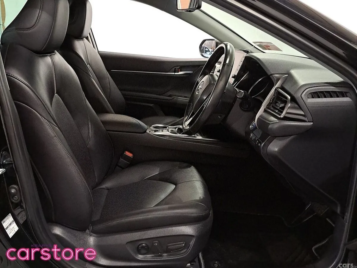 Toyota Camry Saloon, Petrol Hybrid, 2021, Black