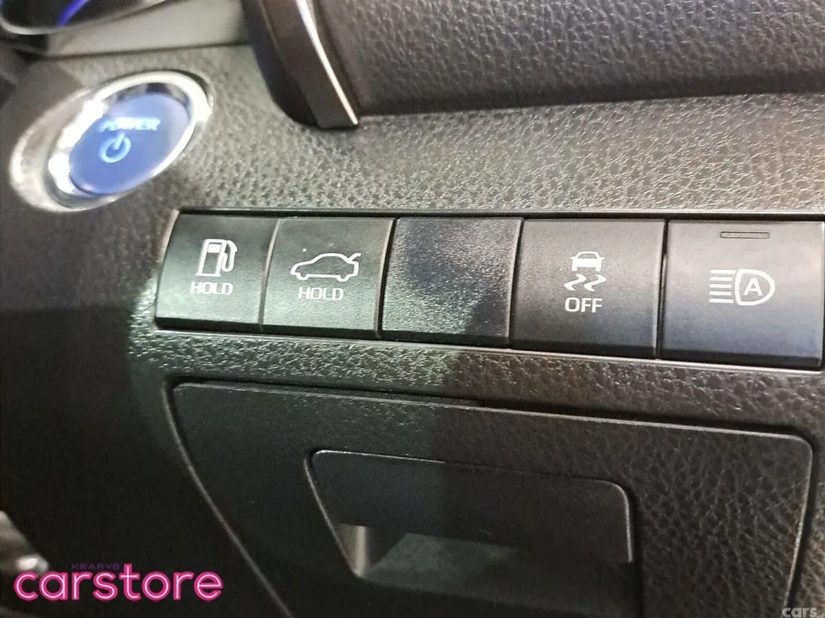 Toyota Camry Saloon, Petrol Hybrid, 2021, Black