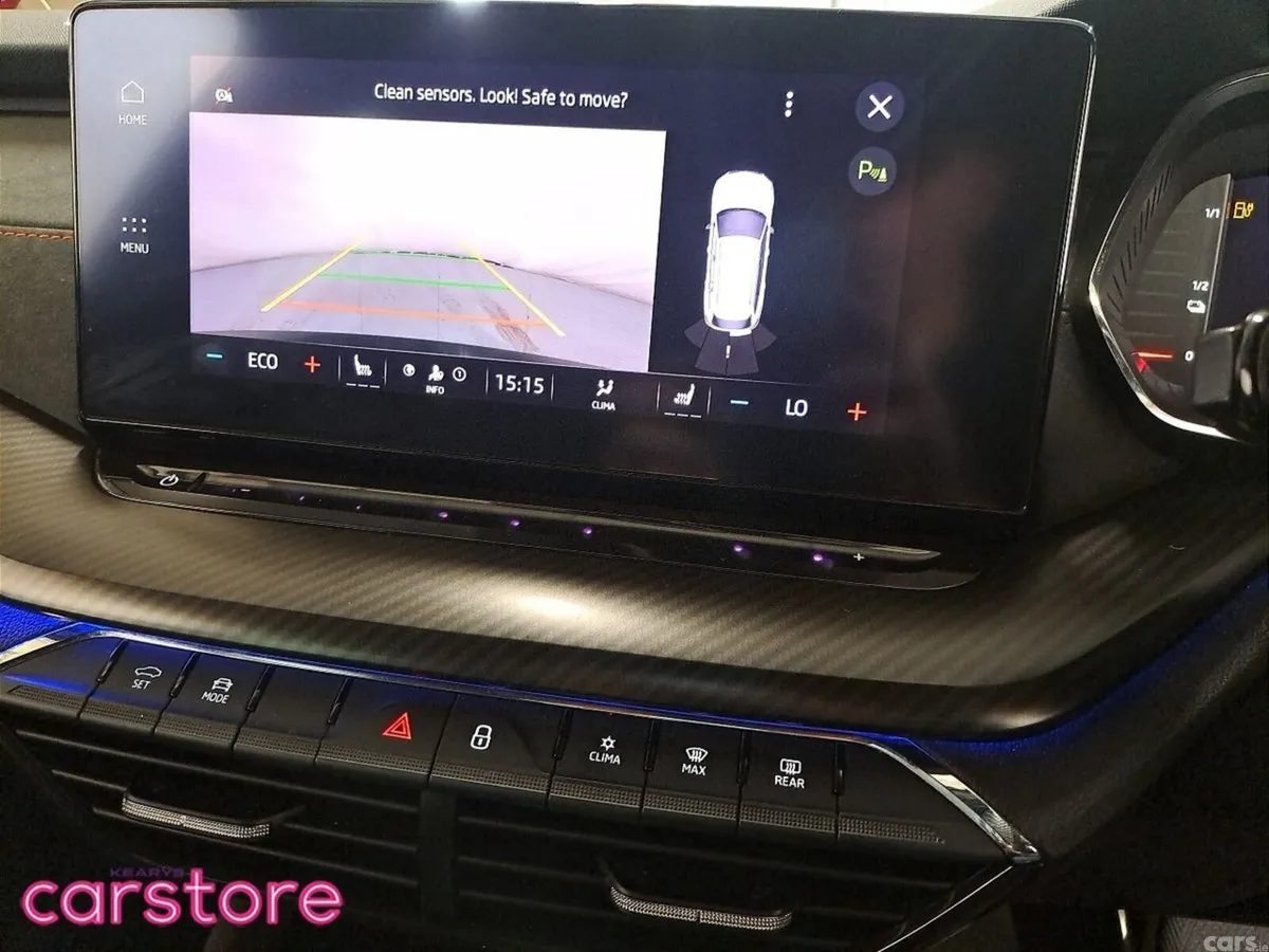 Skoda Octavia Estate, Petrol Plug-in Hybrid, 2022, Black