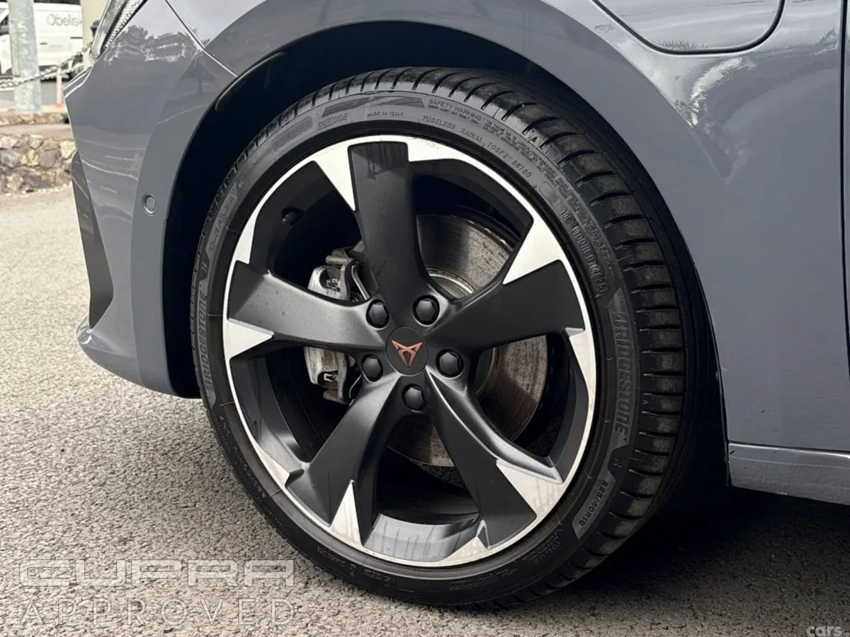 Cupra Leon Estate, Petrol Plug-in Hybrid, 2024, Grey