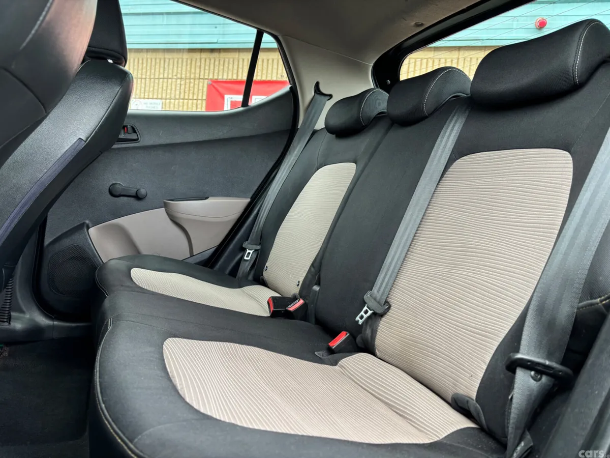 Hyundai i10 Hatchback, Petrol, 2014, Black