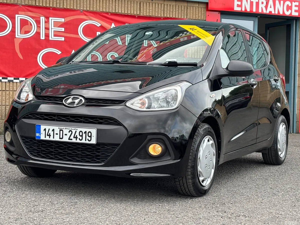 Hyundai i10 Hatchback, Petrol, 2014, Black