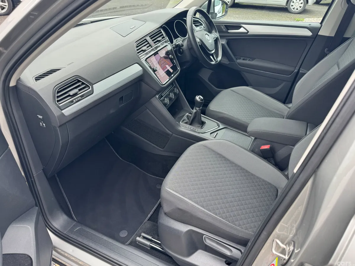 Volkswagen Tiguan SUV, Diesel, 2019, Grey