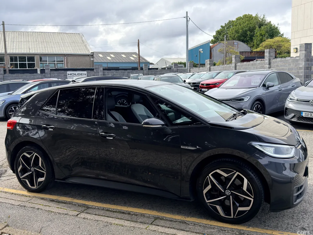 Volkswagen ID.3 Estate, Electric, 2022, Grey