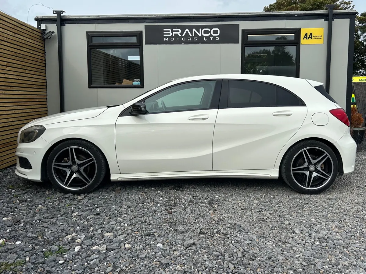 Mercedes-Benz A-Class Hatchback, Petrol, 2014, White