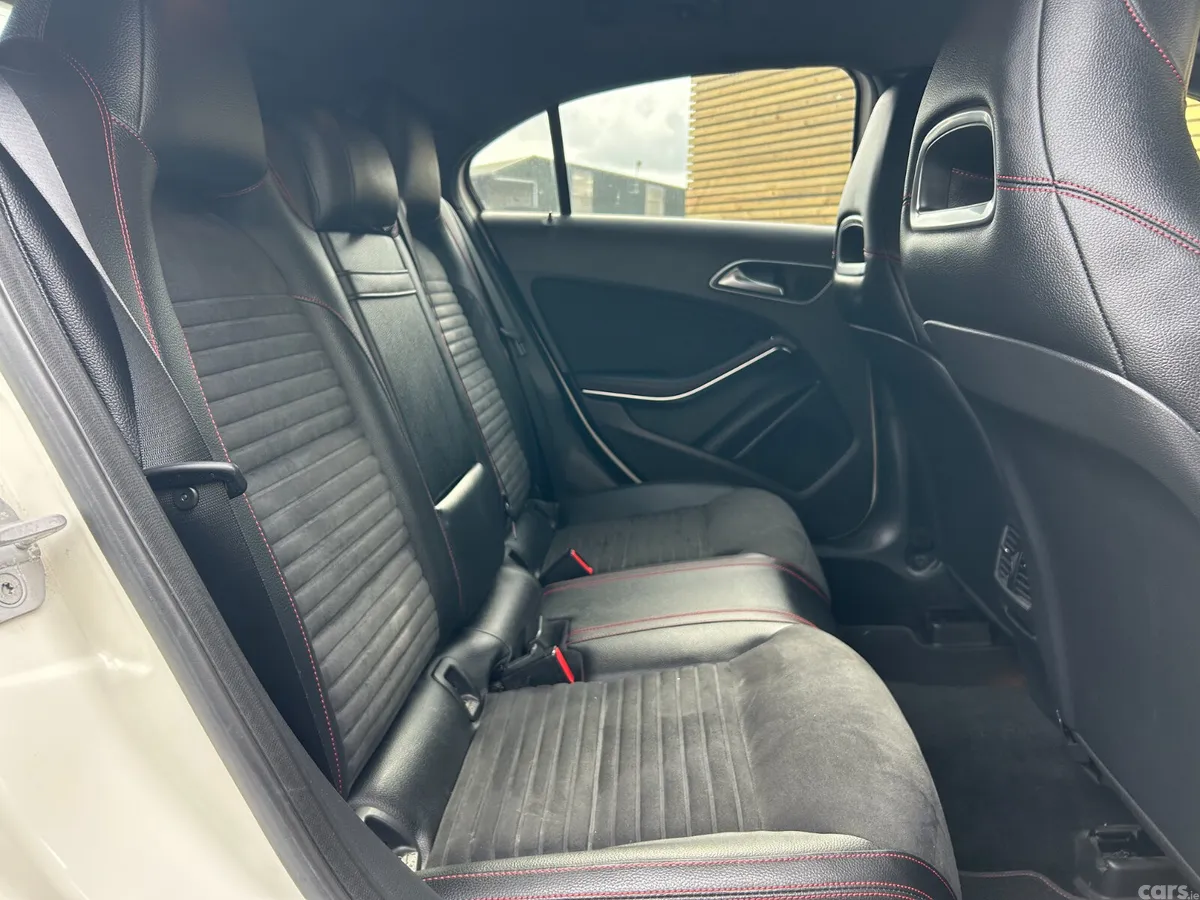 Mercedes-Benz A-Class Hatchback, Petrol, 2014, White
