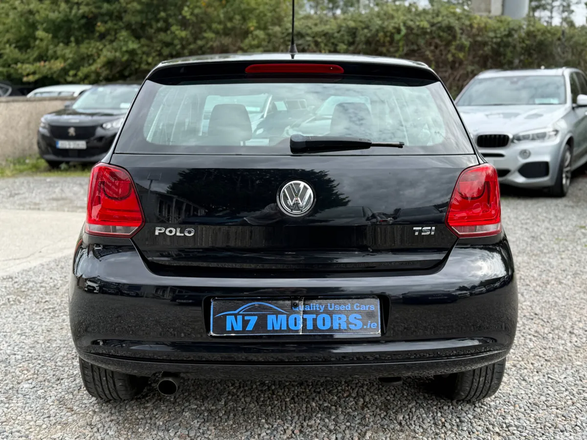 Volkswagen Polo Hatchback, Petrol, 2012, Black