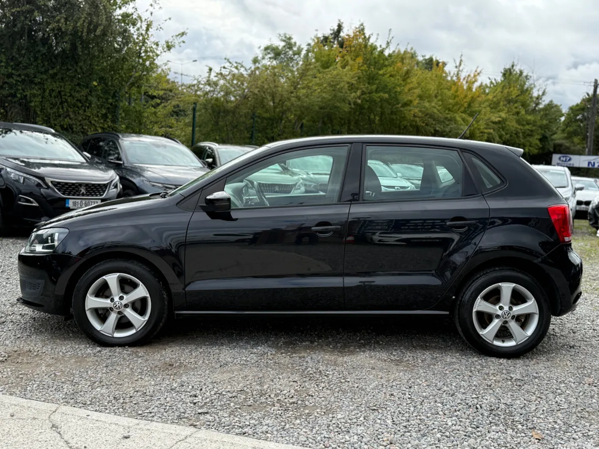 Volkswagen Polo Hatchback, Petrol, 2012, Black