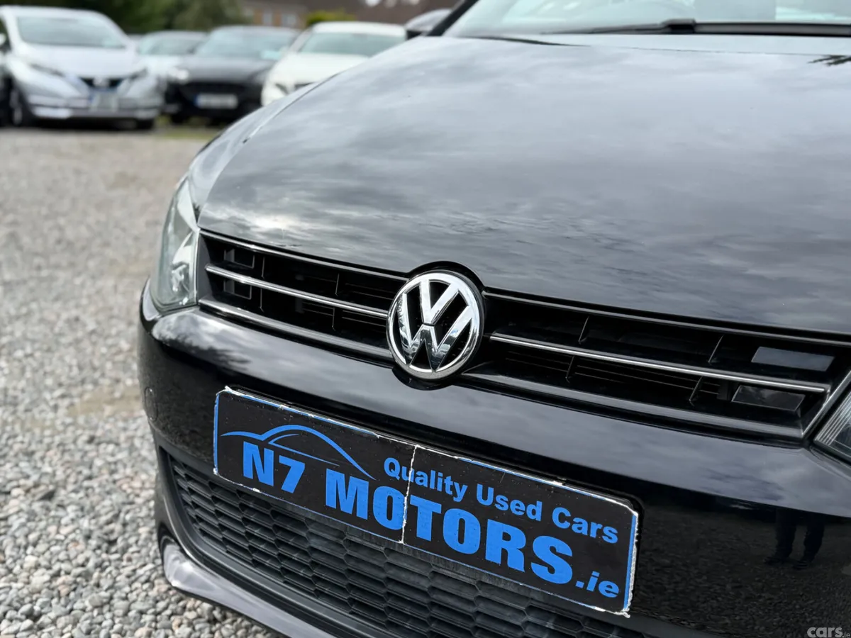 Volkswagen Polo Hatchback, Petrol, 2012, Black