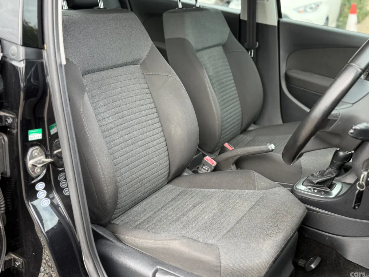 Volkswagen Polo Hatchback, Petrol, 2012, Black