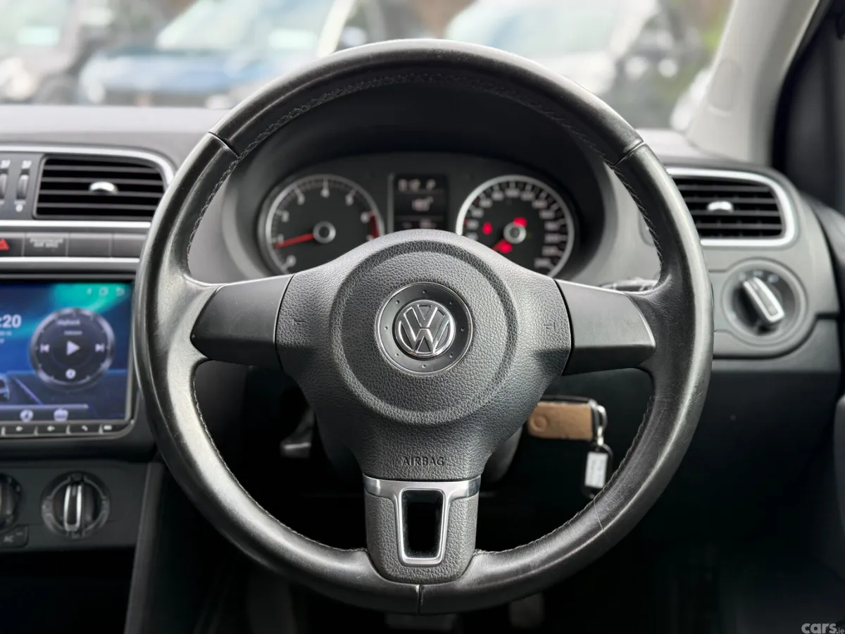 Volkswagen Polo Hatchback, Petrol, 2012, Black