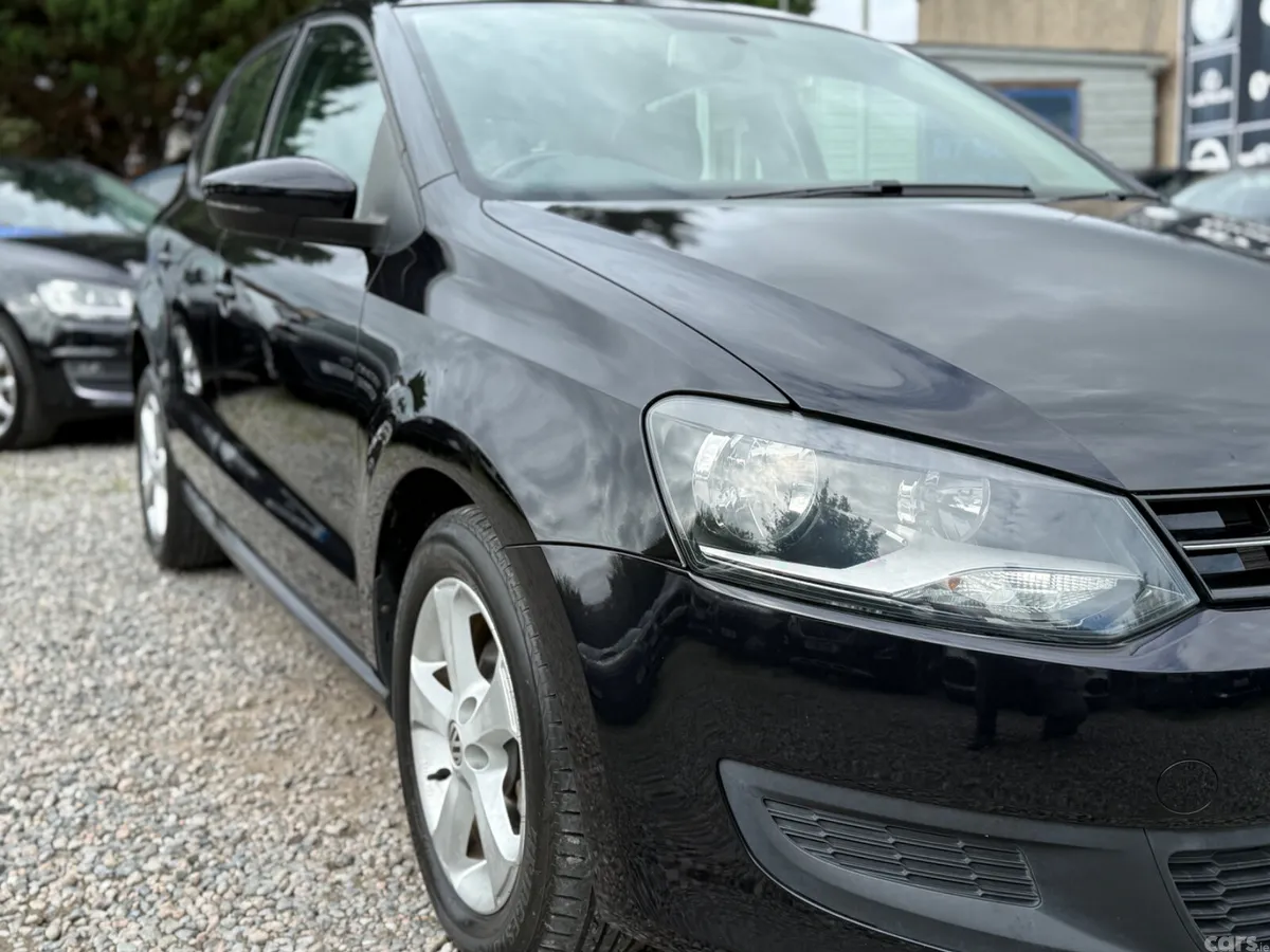 Volkswagen Polo Hatchback, Petrol, 2012, Black
