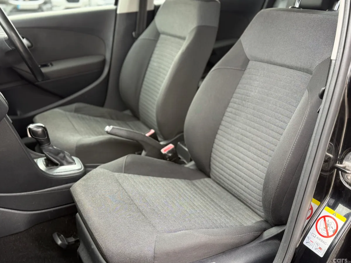Volkswagen Polo Hatchback, Petrol, 2012, Black