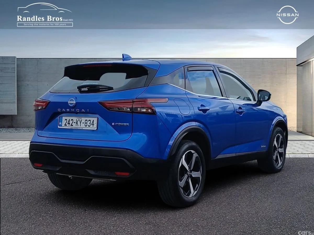 Nissan Qashqai MPV, Petrol, 2024, Blue