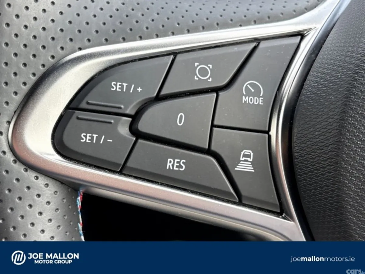 Renault Symbioz Hatchback, Petrol Hybrid, 2025, White