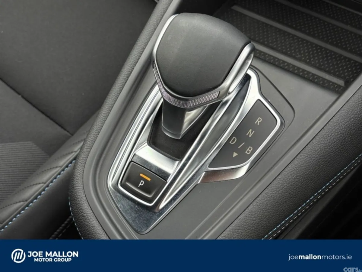 Renault Symbioz Hatchback, Petrol Hybrid, 2025, White