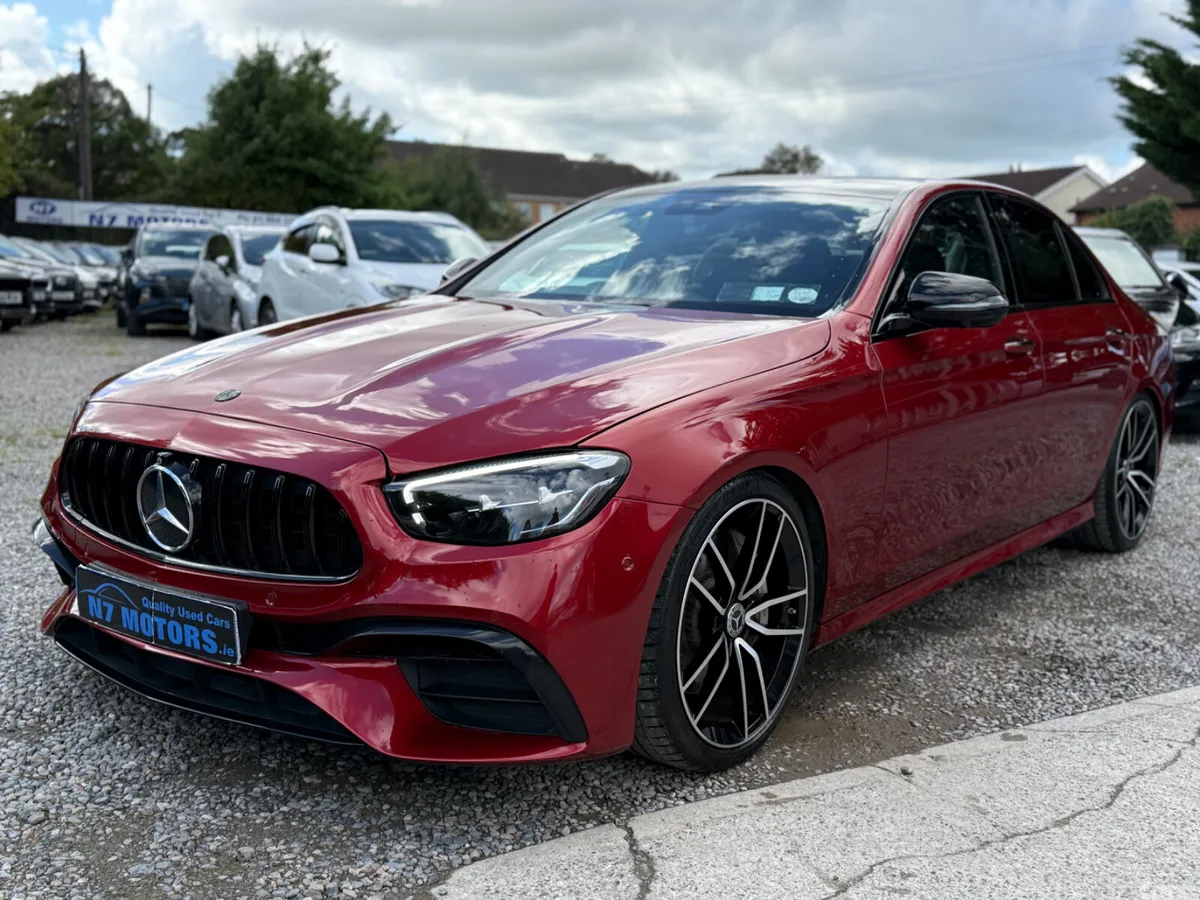 Mercedes-Benz E-Class Saloon, Diesel Plug-in Hybrid, 2022, Red
