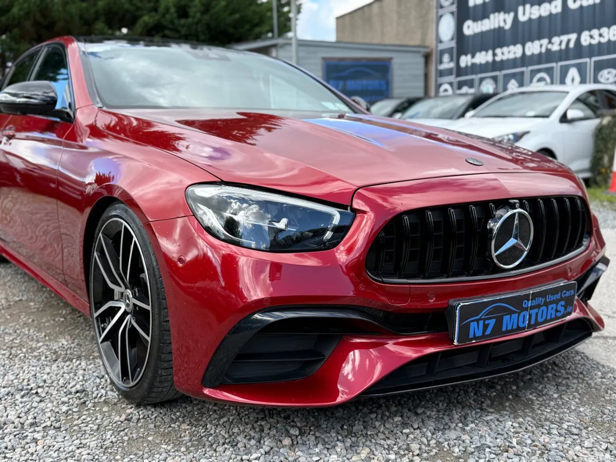 Mercedes-Benz E-Class Saloon, Diesel Plug-in Hybrid, 2022, Red