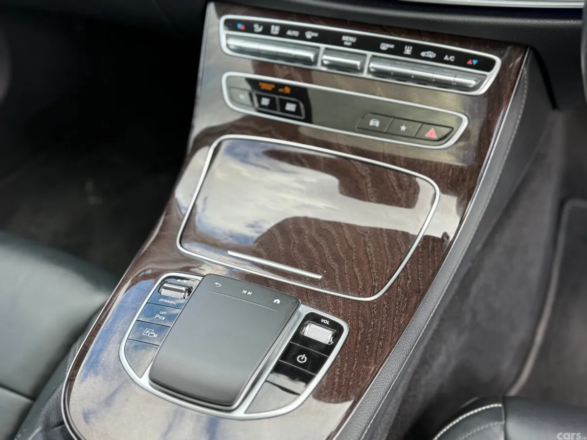 Mercedes-Benz E-Class Saloon, Diesel Plug-in Hybrid, 2022, Red