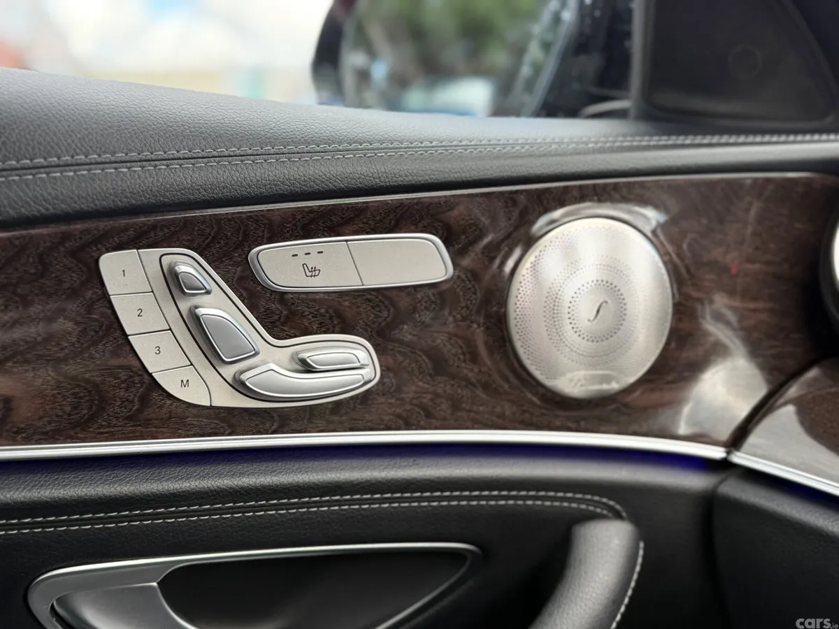 Mercedes-Benz E-Class Saloon, Diesel Plug-in Hybrid, 2022, Red