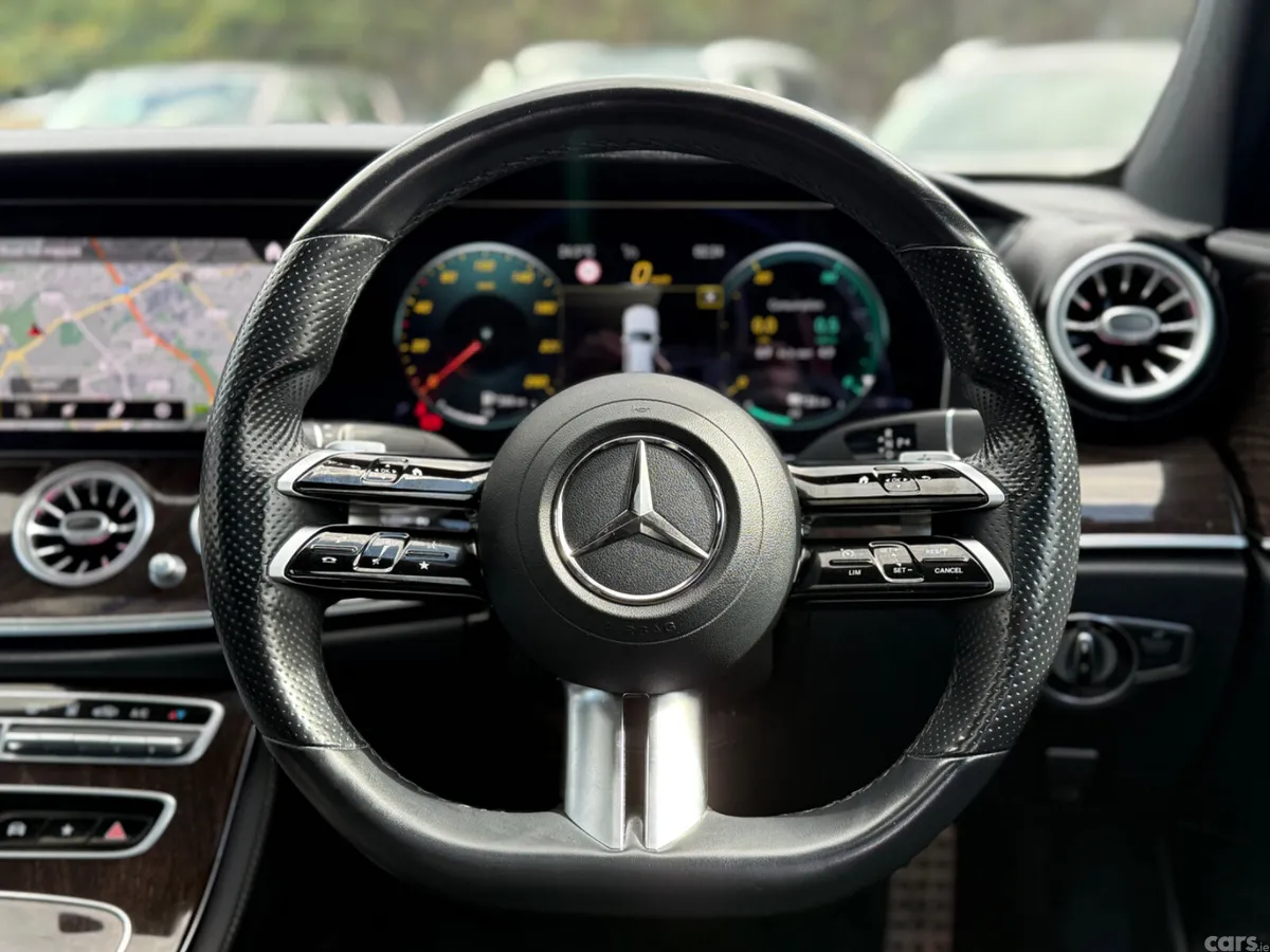 Mercedes-Benz E-Class Saloon, Diesel Plug-in Hybrid, 2022, Red