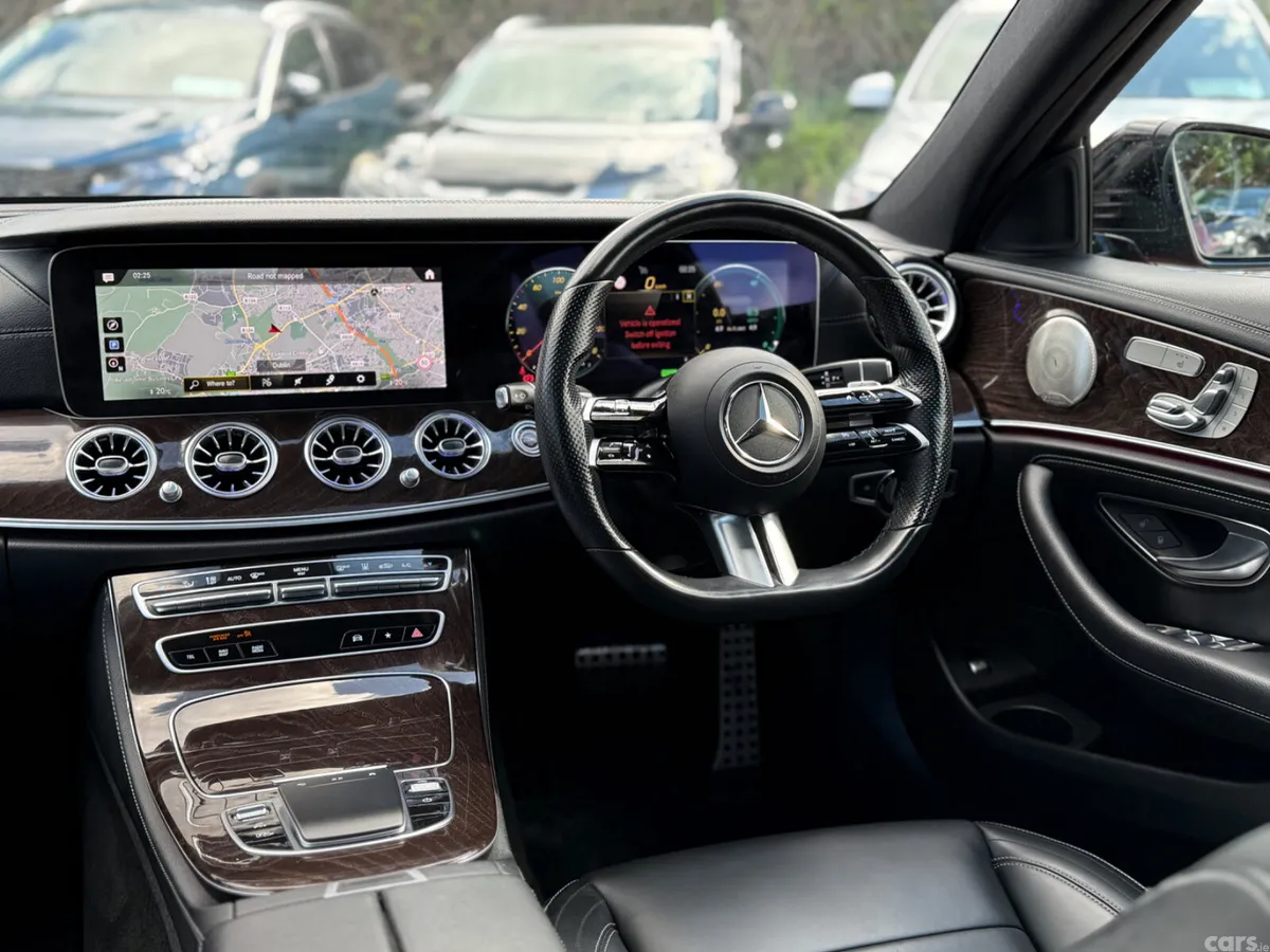 Mercedes-Benz E-Class Saloon, Diesel Plug-in Hybrid, 2022, Red