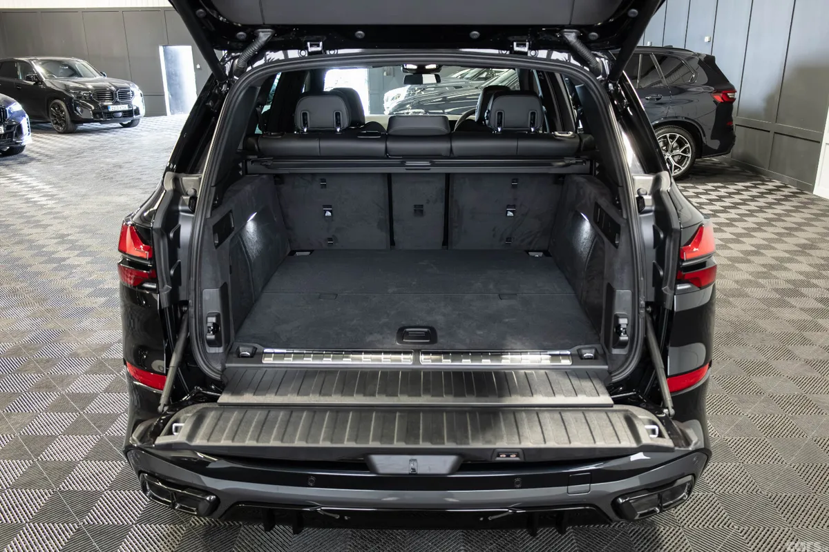 BMW X5 SUV, Petrol Plug-in Hybrid, 2026, Black