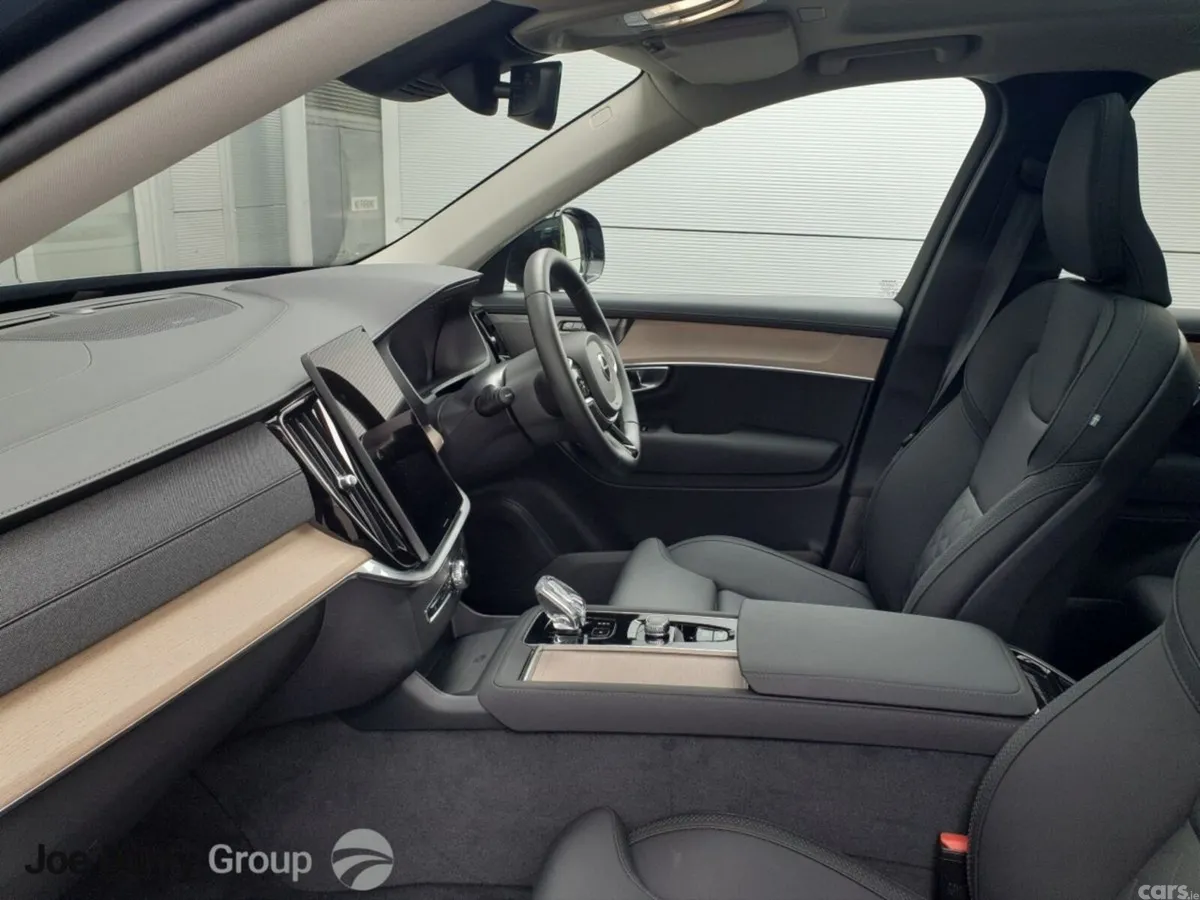 Volvo XC90 SUV, Petrol Plug-in Hybrid, 2025, Blue