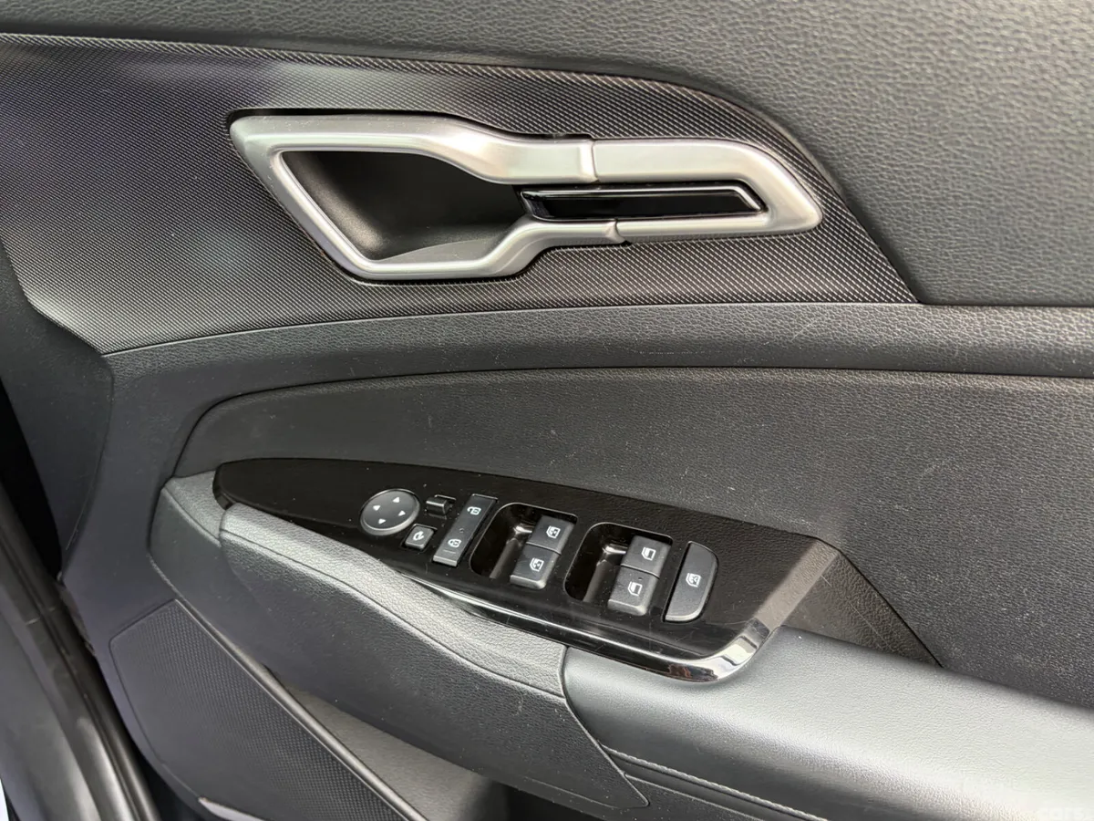 Kia Sportage SUV, Diesel Hybrid, 2023, Black