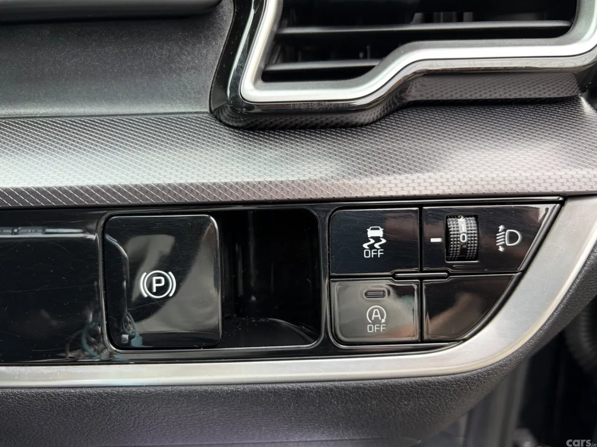 Kia Sportage SUV, Diesel Hybrid, 2023, Black