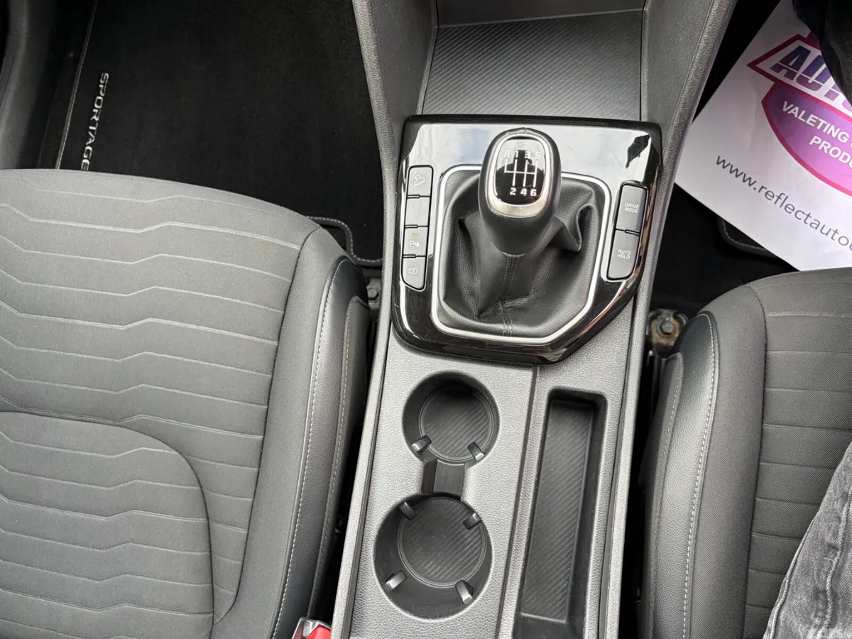 Kia Sportage SUV, Diesel Hybrid, 2023, Black