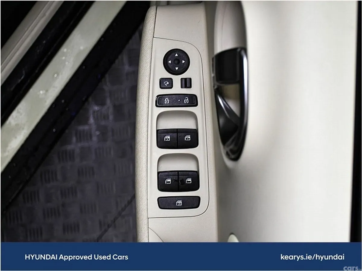 Hyundai INSTER SUV, Electric, 2026, Yellow