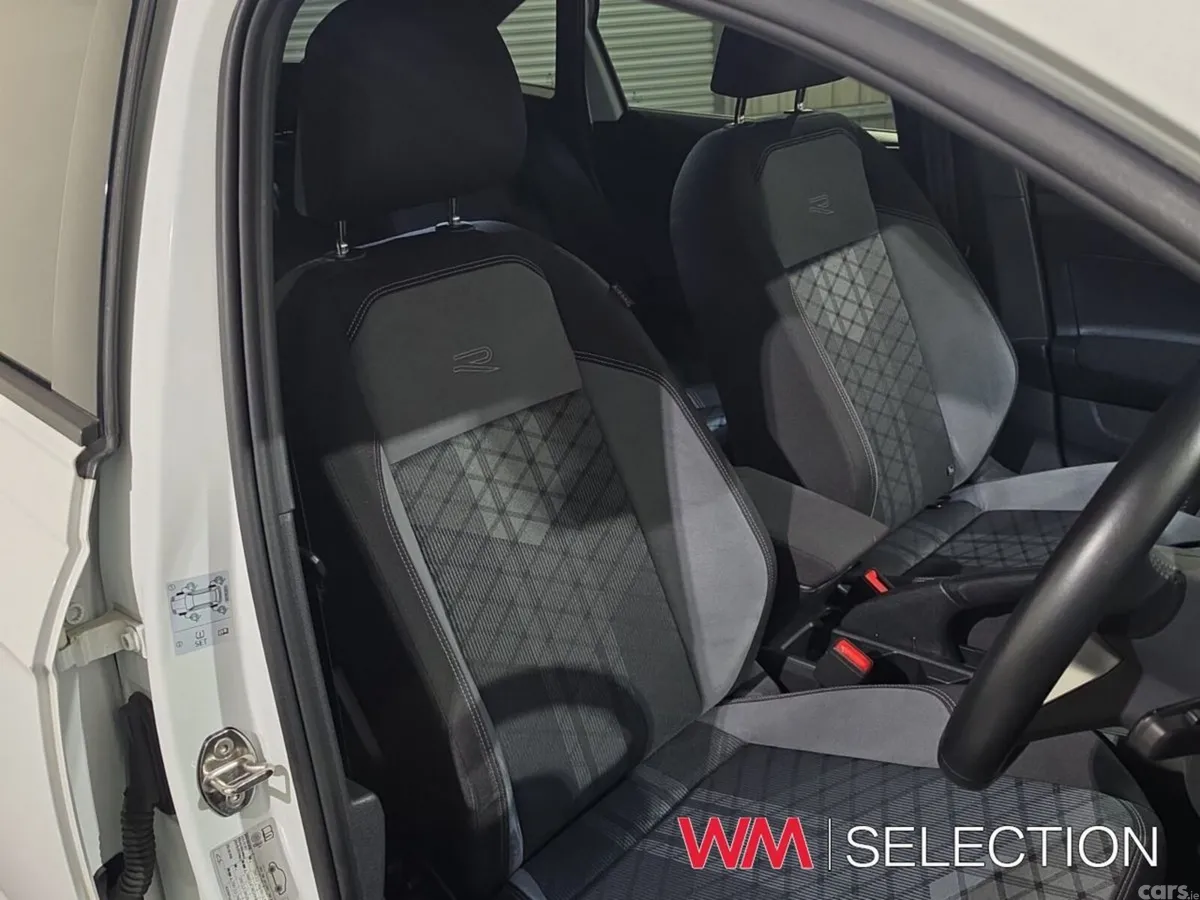 Volkswagen Taigo Estate, Petrol, 2023, White