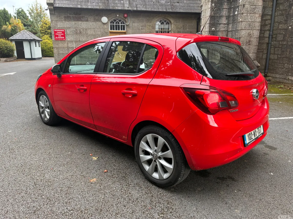 Opel Corsa Hatchback, Diesel, 2018, Red