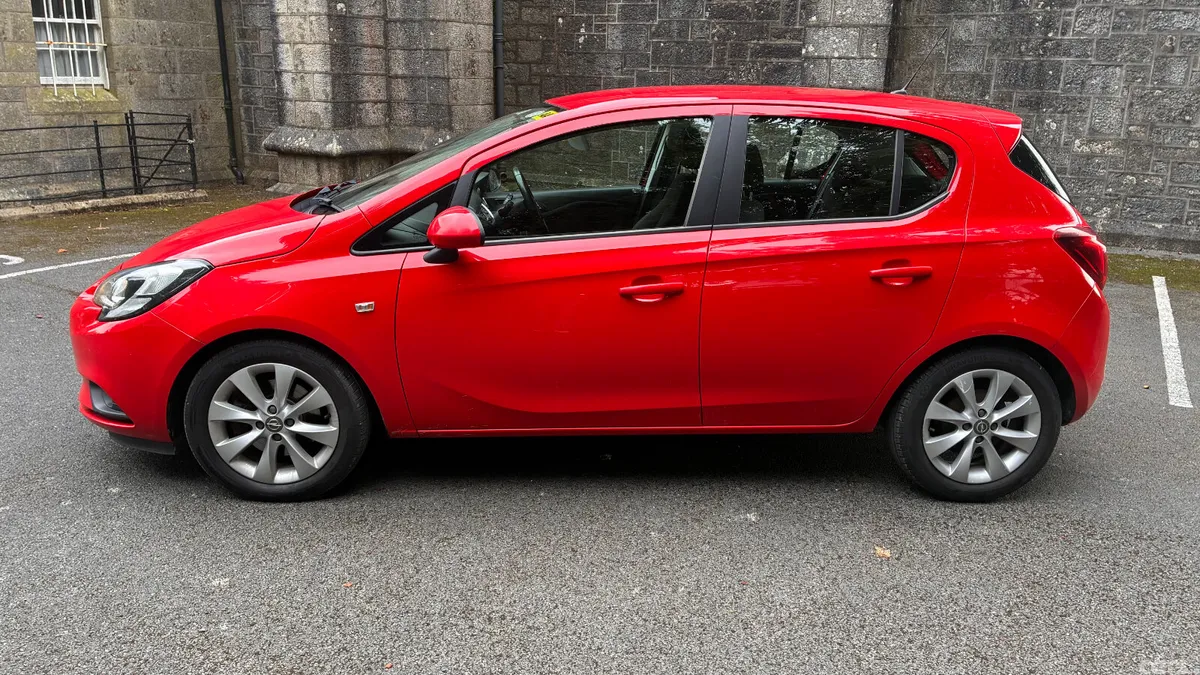 Opel Corsa Hatchback, Diesel, 2018, Red