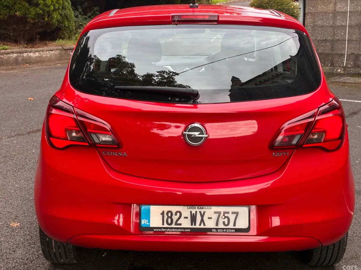 Opel Corsa Hatchback, Diesel, 2018, Red