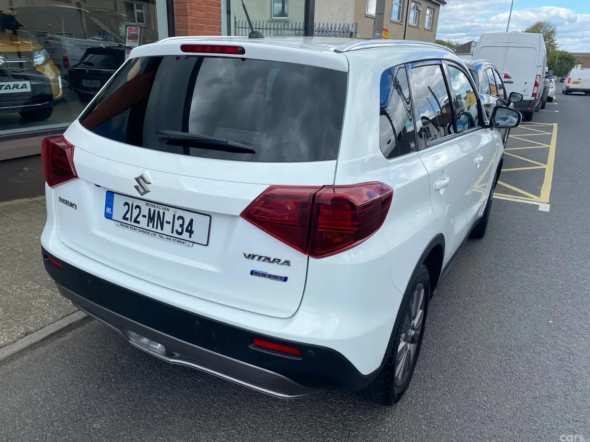 Suzuki Vitara SUV, Petrol, 2021, White