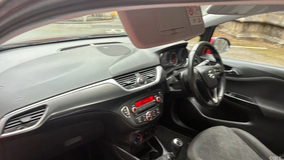 Opel Corsa Hatchback, Diesel, 2018, Red