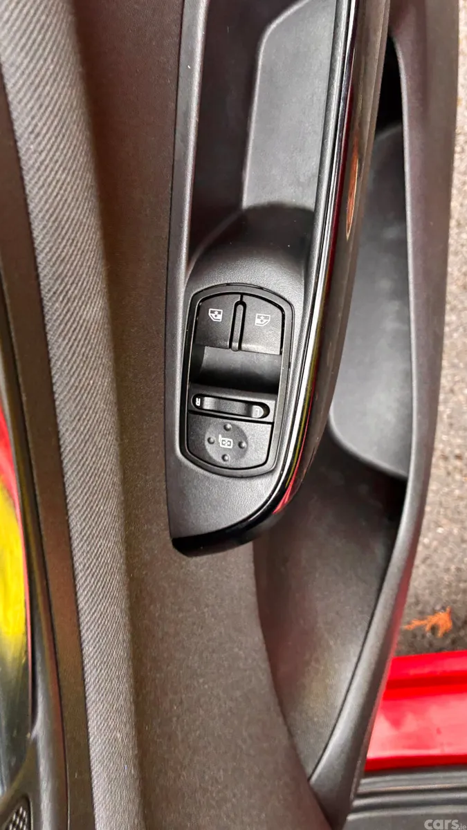 Opel Corsa Hatchback, Diesel, 2018, Red