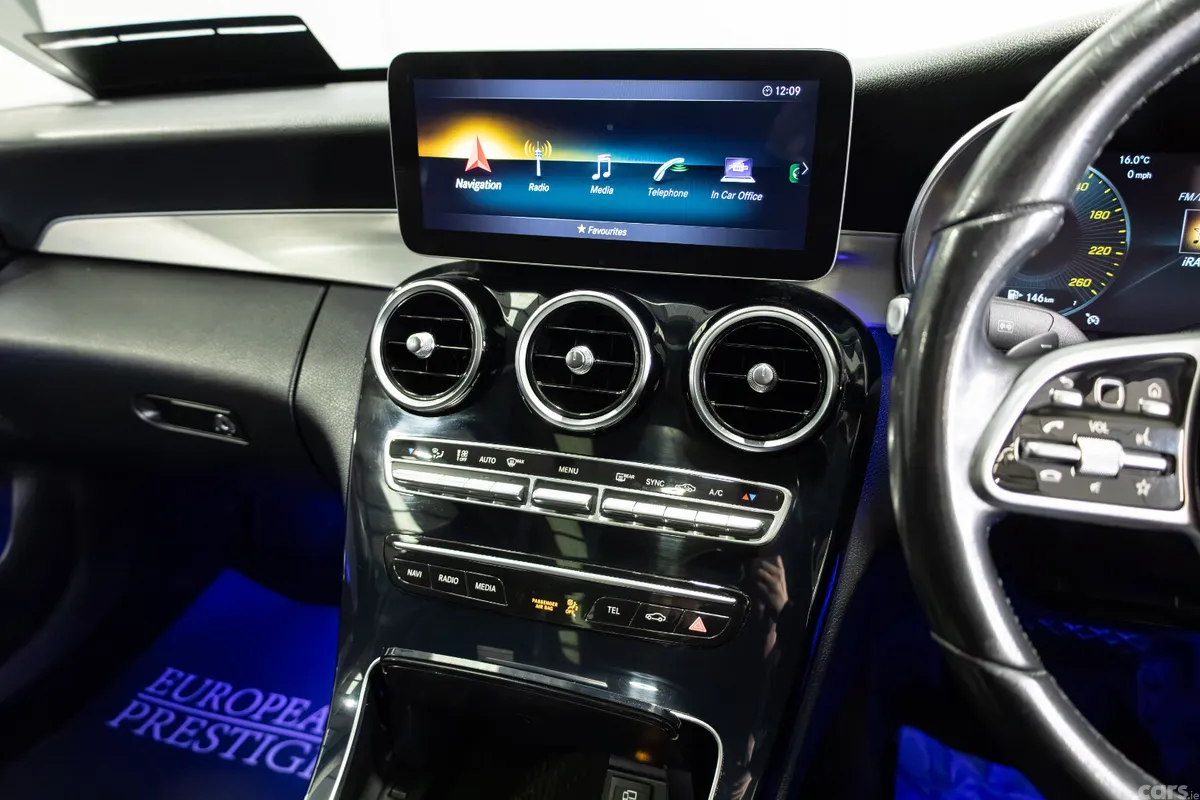 Mercedes-Benz C-Class Saloon, Diesel, 2019, Silver