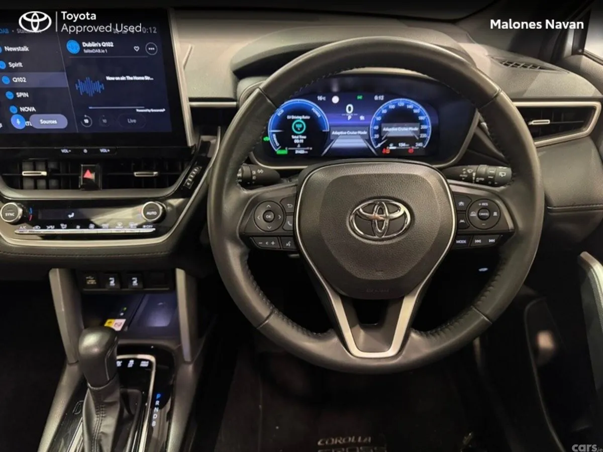 Toyota Corolla Cross Hatchback, Petrol Hybrid, 2023, Silver