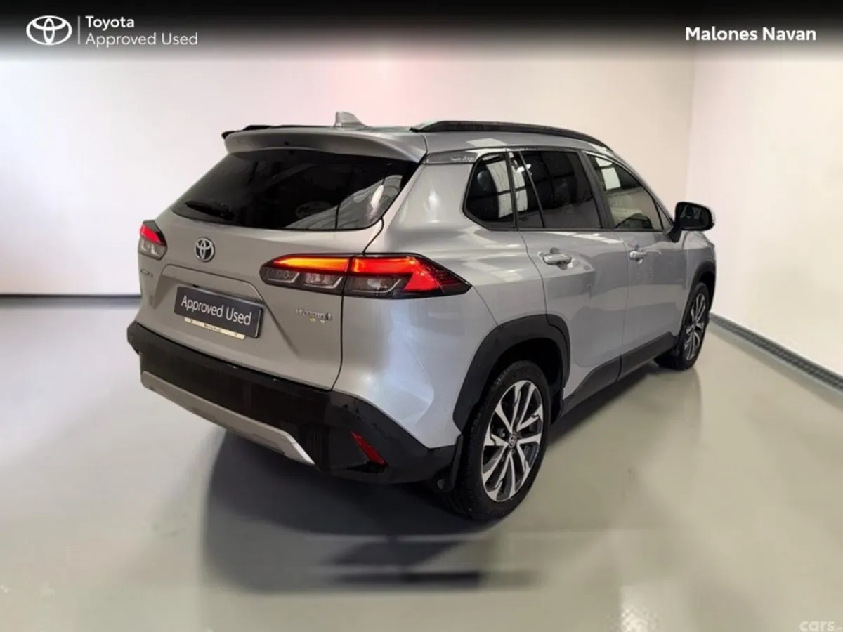 Toyota Corolla Cross Hatchback, Petrol Hybrid, 2023, Silver