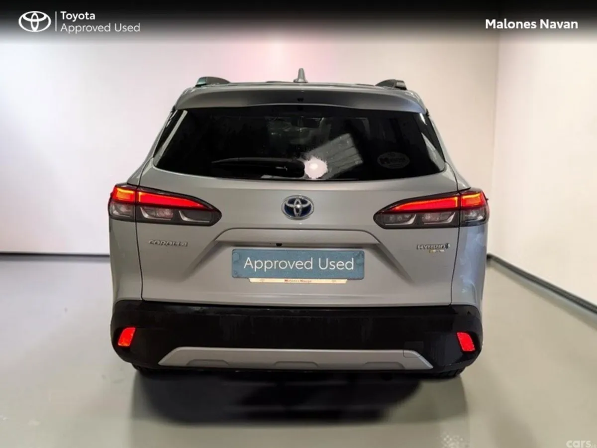Toyota Corolla Cross Hatchback, Petrol Hybrid, 2023, Silver