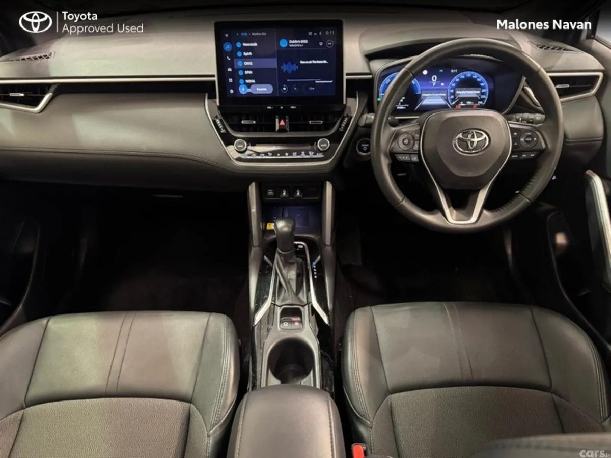 Toyota Corolla Cross Hatchback, Petrol Hybrid, 2023, Silver